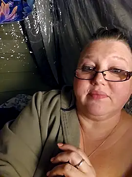 Snapshot of Budd_Bunney chatting on December 4, 2025, 11:57 pm Budd Bunney online show from December 4, 2025, 11:57 pm