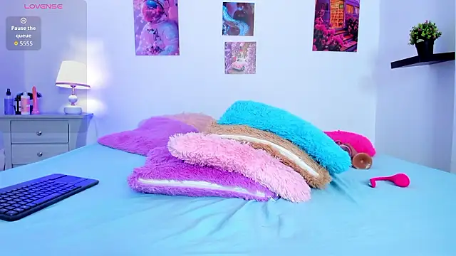 debbie hans online show from March 9, 2026, 7:18 pm