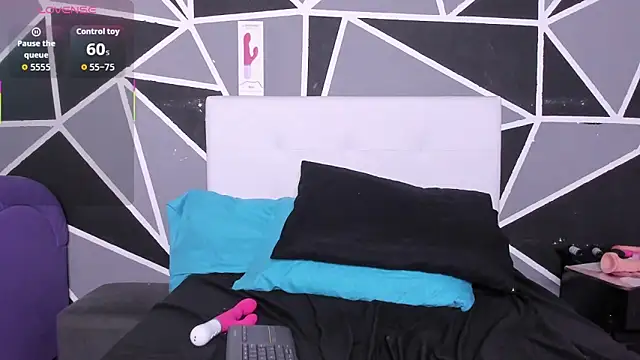 Snapshot of Daye_Sky chatting on November 2, 2025, 7:22 am Daye Sky online show from November 2, 2025, 7:22 am