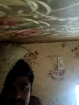 puneriboy32 online show from November 17, 2025, 2:28 am