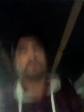 puneriboy32 online show from November 25, 2025, 3:12 pm