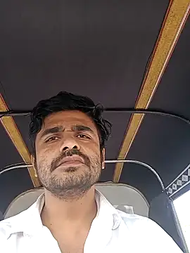 puneriboy32 online show from November 27, 2025, 6:26 am