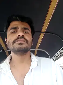 puneriboy32 online show from December 1, 2025, 8:52 am