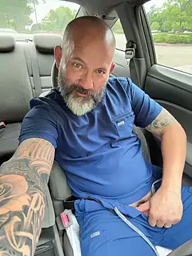 fuckadilf online show from May 6, 2026, 3:17 pm