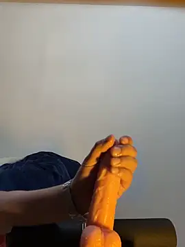 Snapshot of CatDogAlexxx chatting on November 27, 2025, 6:10 pm CatDogAlexxx online show from November 27, 2025, 6:10 pm