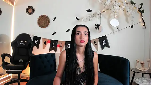 Snapshot of cloe_taylor__ chatting on October 12, 2025, 3:27 am cloe taylor online show from October 12, 2025, 3:27 am