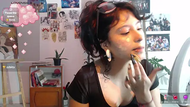 Lia Carter  online show from April 27, 2026, 11:14 pm