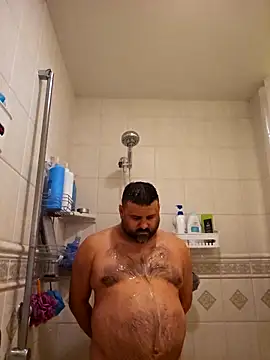 Roddog18 online show from October 14, 2025, 7:42 am