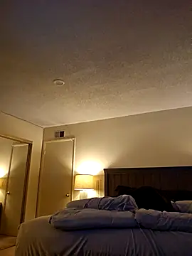 Roddog18 online show from November 22, 2025, 3:49 am