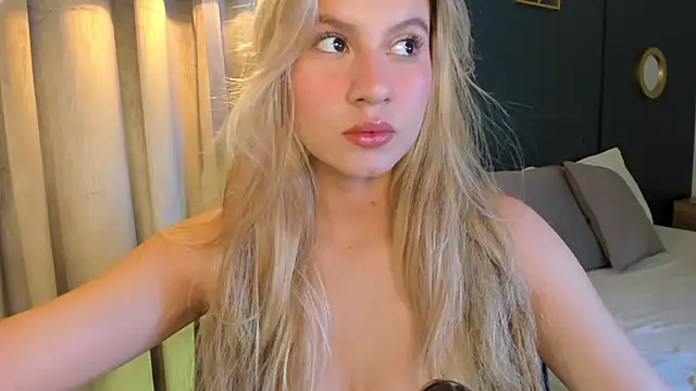 mia curry online show from June 9, 2026, 7:14 pm