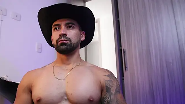 SOY MIKE online show from December 14, 2025, 1:49 pm