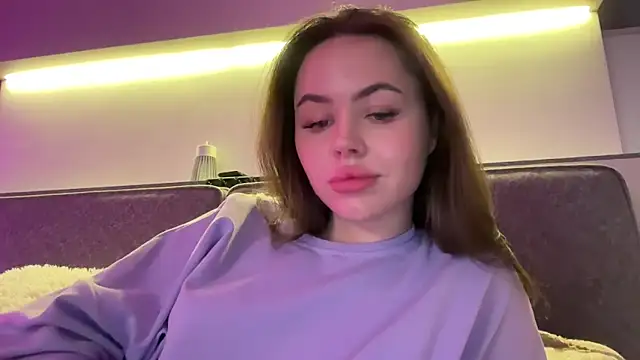 AlmaryKim online show from February 5, 2025, 10:55 pm