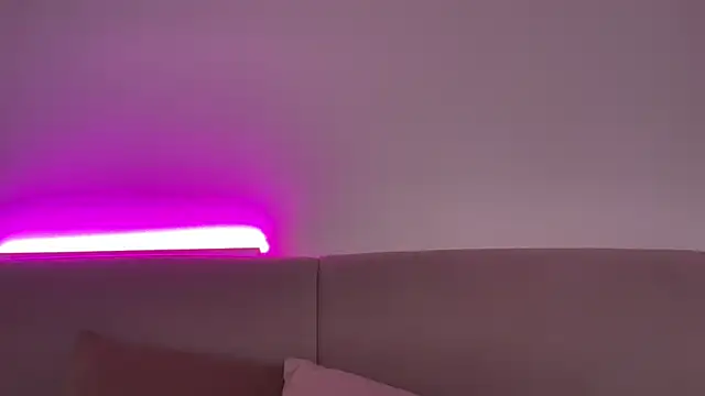 AlmaryKim online show from February 6, 2026, 7:17 pm