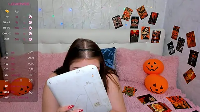 VettaCherry online show from October 31, 2025, 7:15 pm