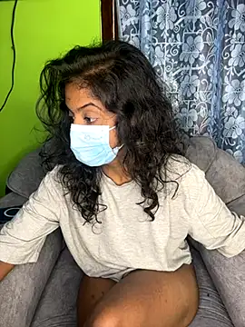 Snapshot of SukiyamaAsia chatting on October 1, 2025, 7:20 pm SukiyamaAsia online show from October 1, 2025, 7:20 pm