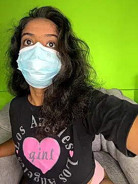 Snapshot of SukiyamaAsia chatting on October 10, 2025, 7:40 am SukiyamaAsia online show from October 10, 2025, 7:40 am