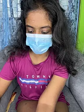 Snapshot of SukiyamaAsia chatting on November 12, 2025, 8:26 am SukiyamaAsia online show from November 12, 2025, 8:26 am