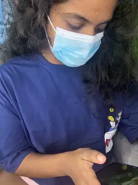 Snapshot of SukiyamaAsia chatting on November 18, 2025, 4:00 pm SukiyamaAsia online show from November 18, 2025, 4:00 pm