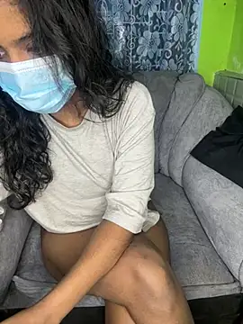 Snapshot of SukiyamaAsia chatting on November 27, 2025, 4:20 pm SukiyamaAsia online show from November 27, 2025, 4:20 pm