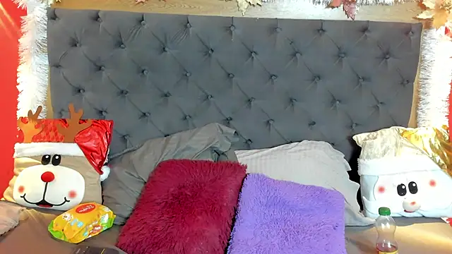 Snapshot of Xiomara_Stwart chatting on November 21, 2025, 7:45 pm Xiomara Stwart online show from November 21, 2025, 7:45 pm