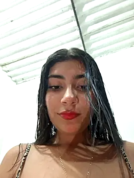 Snapshot of Sweed-virgin-pussy chatting on June 10, 2026, 1:17 am Sweed-virgin-pussy online show from June 10, 2026, 1:17 am