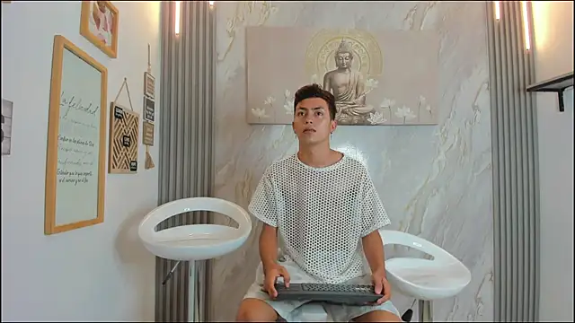 VERY HOT GUYS online show from January 12, 2026, 1:16 pm