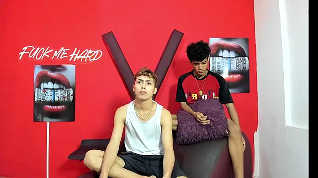 VERY HOT GUYS online show from April 2, 2026, 7:22 pm