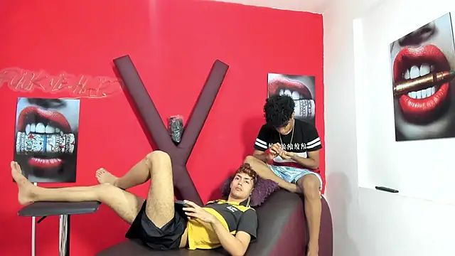 VERY HOT GUYS online show from April 5, 2026, 7:22 pm