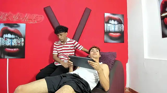 VERY HOT GUYS online show from April 14, 2026, 7:20 pm
