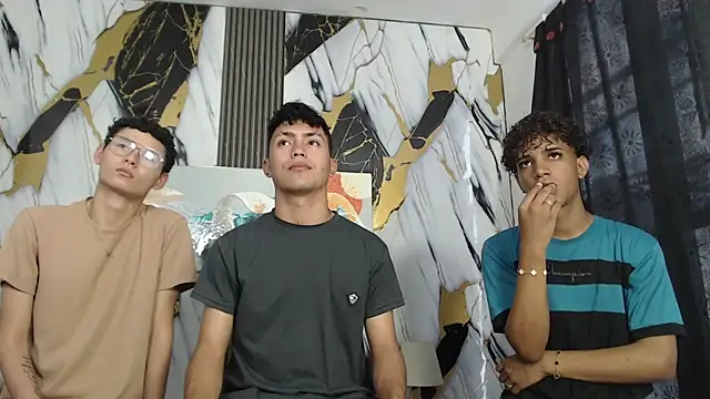 VERY HOT GUYS online show from July 15, 2026, 1:16 pm