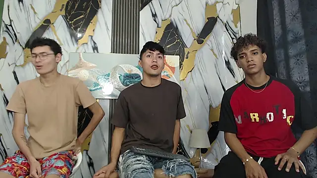 VERY HOT GUYS online show from July 17, 2026, 1:40 pm