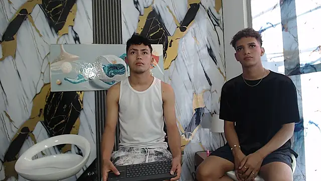 VERY HOT GUYS online show from July 28, 2026, 1:21 pm