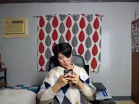 Snapshot of lady_fingertips chatting on September 30, 2025, 12:54 pm lady fingertips online show from September 30, 2025, 12:54 pm