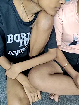 Unique girls90 online show from March 16, 2026, 6:56 pm