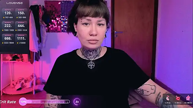 Senorita  Dakota online show from April 23, 2026, 11:07 pm