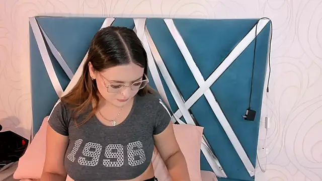 Snapshot of skysaenz chatting on July 31, 2026, 7:46 pm skysaenz online show from July 31, 2026, 7:46 pm
