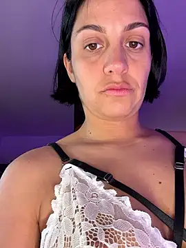 LaPetiteKim online show from November 24, 2025, 8:19 pm