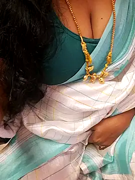 Snapshot of Tamil_Ammani chatting on October 23, 2025, 11:14 pm Tamil Ammani online show from October 23, 2025, 11:14 pm