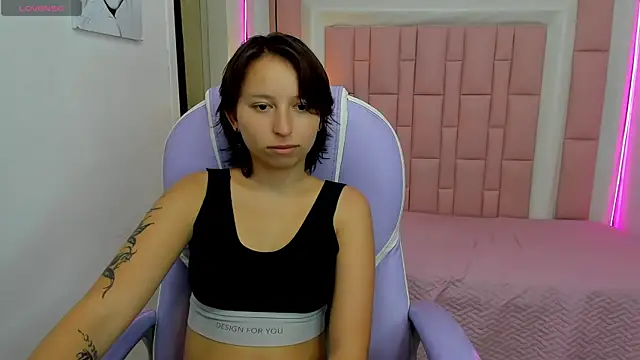 Snapshot of Klaret_Toy chatting on June 8, 2026, 7:58 pm Klaret Toy online show from June 8, 2026, 7:58 pm