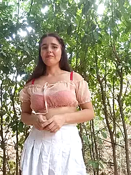 Snapshot of antonellahotimida chatting on October 1, 2025, 5:30 pm antonellahotimida online show from October 1, 2025, 5:30 pm