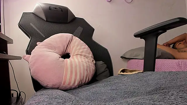 sweet charm  online show from October 2, 2025, 12:01 pm