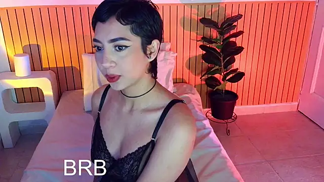 Snapshot of emma_web_ chatting on June 17, 2026, 12:50 pm emma web online show from June 17, 2026, 12:50 pm