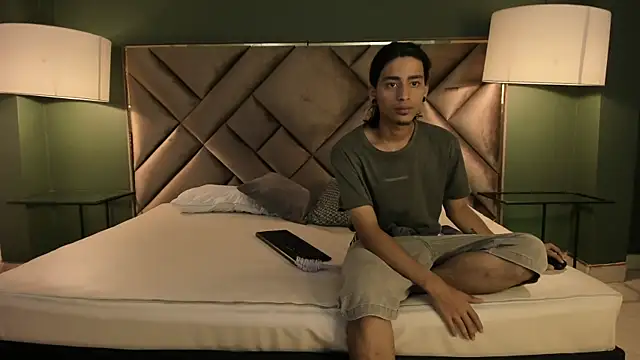 Snapshot of Dickie_Dicking chatting on November 11, 2025, 8:09 pm Dickie Dicking online show from November 11, 2025, 8:09 pm