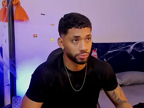 Snapshot of theo_sky1 chatting on October 30, 2025, 2:18 pm theo sky1 online show from October 30, 2025, 2:18 pm