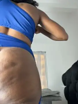 MerliaSsomer online show from November 3, 2025, 12:28 pm