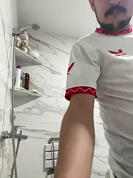 Arabxlyoung online show from February 22, 2026, 11:58 pm