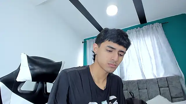 Anthony carter online show from December 21, 2025, 1:18 pm