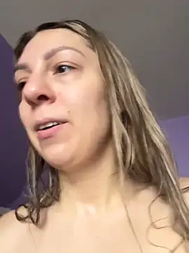 AmberLustXXX online show from November 30, 2025, 5:39 pm