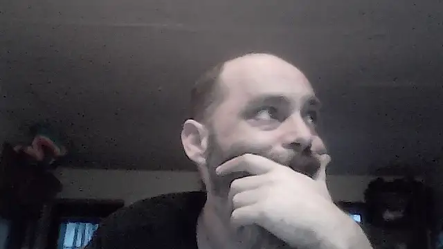 Snapshot of crazyheratic8 chatting on March 25, 2026, 12:38 am crazyheratic8 online show from March 25, 2026, 12:38 am