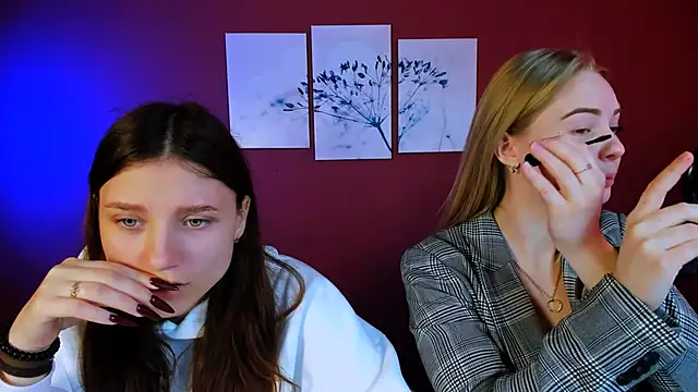 Snapshot of dakota_night_ chatting on October 22, 2025, 9:09 am dakota night online show from October 22, 2025, 9:09 am